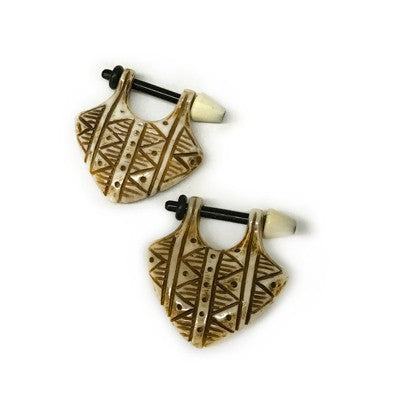 12g Antiqued Bone Stirrups with Black Water Buffalo Horn Posts - Style RU11