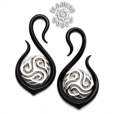 Black Water Buffalo Horn Delta Lattice Hooks with Silver Accents and Display Stand