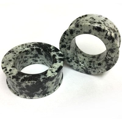 Classic Eyelets in Dalmatian Agate