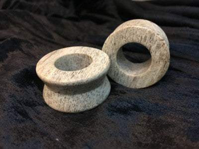 Hourglass Eyelets in “Choke” Grey Fossilized Wood - 1-1/4"