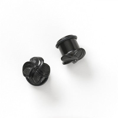 Single Flare Organic Black Dogwood Plugs - Geo Flora 2